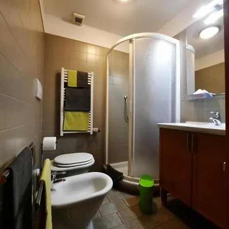 Giulio Vi Apartment *